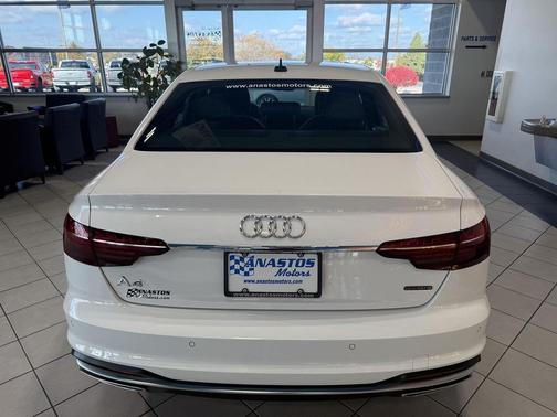 2022 Audi A4 45 S line Premium Plus