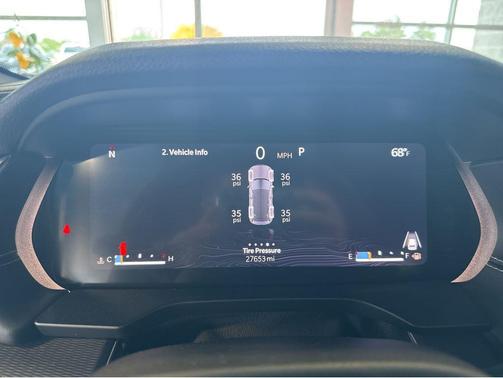 Diamond Black Crystal Pearlcoat 2023 Jeep Grand Cherokee Altitude