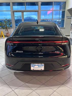 2024 Toyota Prius LE