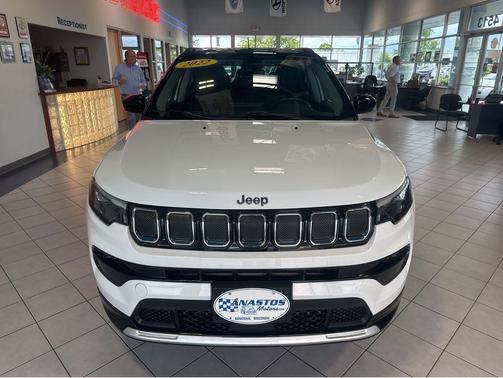 Bright White Clearcoat 2022 Jeep Compass Limited