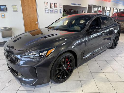 2023 Kia Stinger GT2