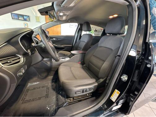Mosaic Black Metallic 2023 Chevrolet Malibu 1LT