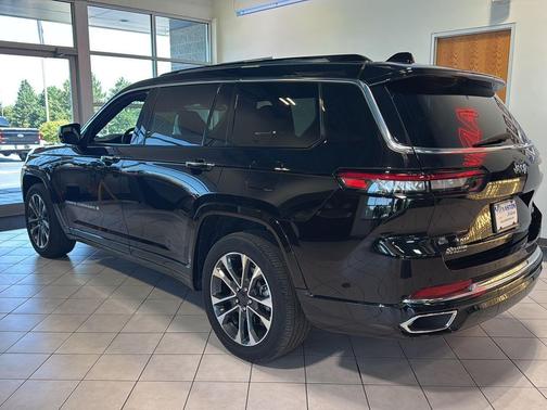 2022 Jeep Grand Cherokee L Overland