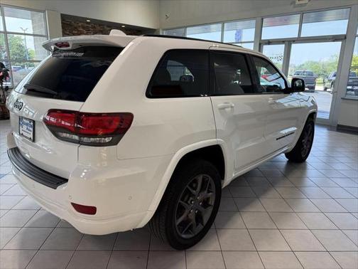 2022 Jeep Grand Cherokee Altitude