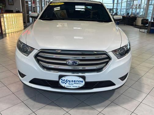 2017 Ford Taurus SEL
