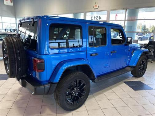 2022 Jeep Wrangler Unlimited 4xe Sahara