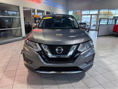 Gun Metallic 2018 Nissan Rogue S