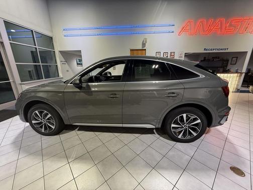 2023 Audi Q5 45 S line Premium Plus