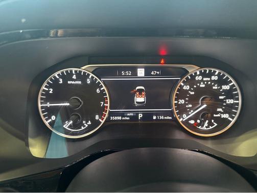 2023 Nissan Pathfinder SL 4WD