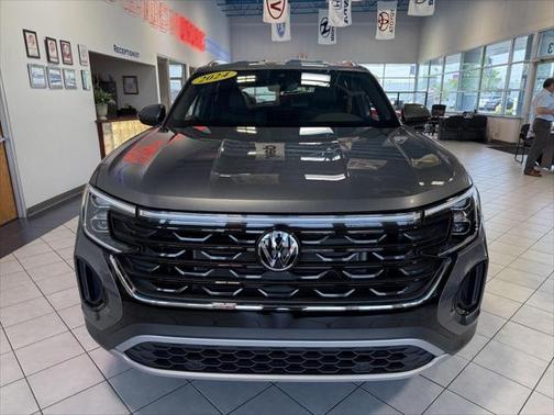 2024 Volkswagen Atlas Cross Sport 2.0T SE w/Technology 4MOTION