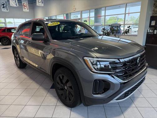 2024 Volkswagen Atlas Cross Sport 2.0T SE w/Technology 4MOTION
