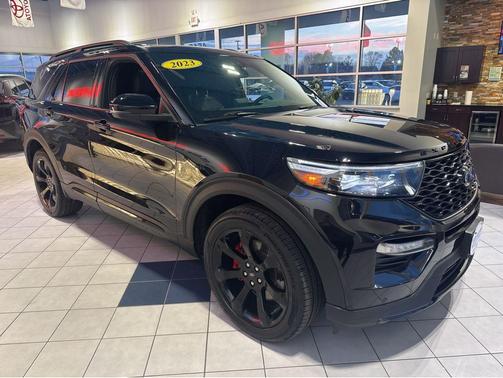 Agate Black Metallic 2023 Ford Explorer ST