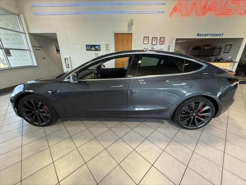 2020 Tesla Model 3 Performance