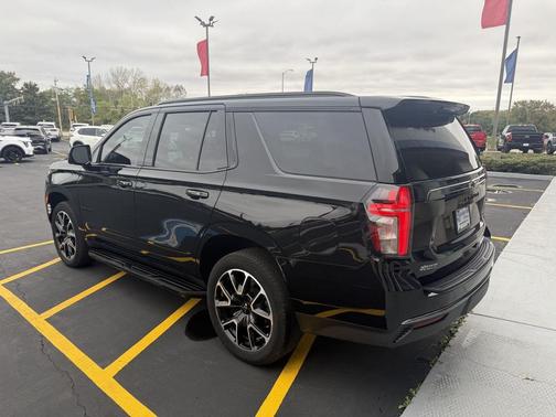 2022 Chevrolet Tahoe 4WD RST