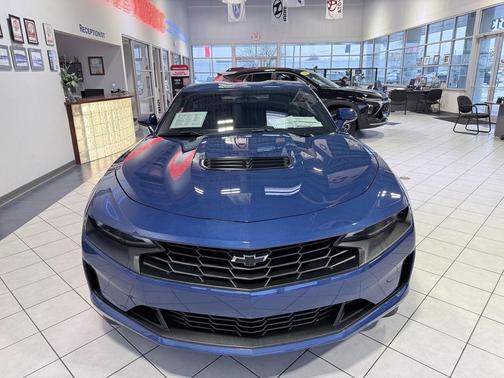 2023 Chevrolet Camaro RWD Coupe LT1