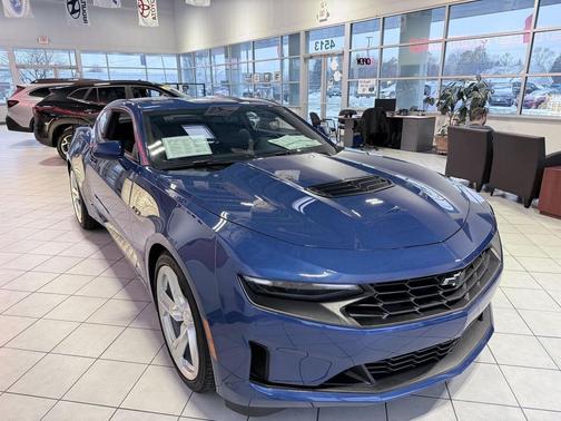 2023 Chevrolet Camaro RWD Coupe LT1