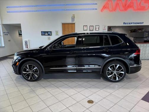 2024 Volkswagen Tiguan 2.0T SEL R-Line 4MOTION