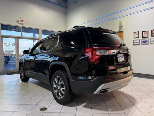 2023 GMC Acadia AWD SLE