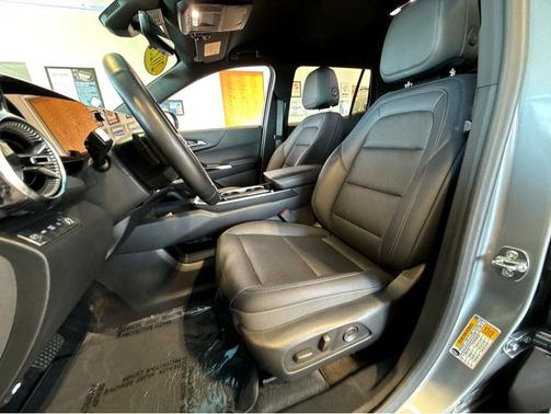 Sterling Gray Metallic 2025 Chevrolet Equinox 1LT
