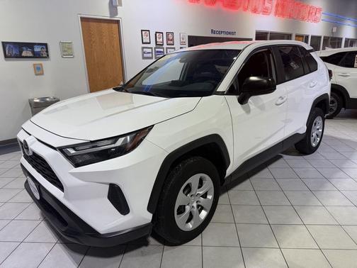 2024 Toyota RAV4 LE