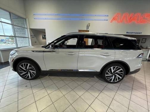 2025 Lincoln Aviator Reserve AWD