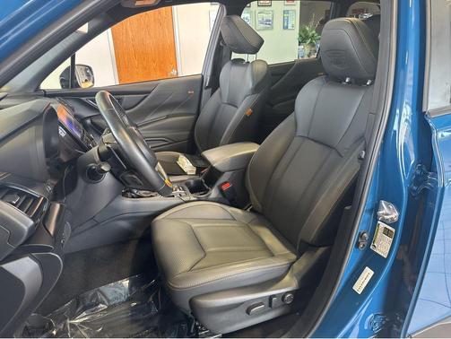 Geyser Blue 2023 Subaru Forester Wilderness