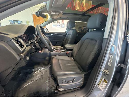 Florett Silver Metallic 2020 Audi Q5 45 Premium Plus