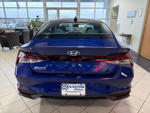 2021 Hyundai ELANTRA SEL