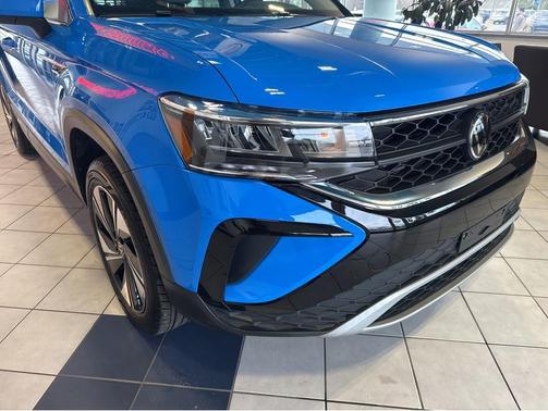 2024 Volkswagen Taos 1.5T SE