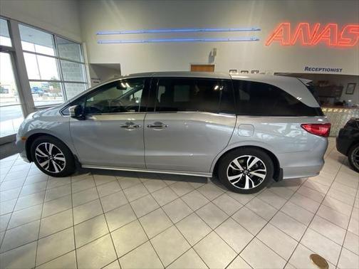 2019 Honda Odyssey Elite
