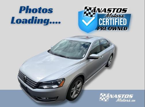 Tungsten Silver Metallic 2013 Volkswagen Passat 2.5 SEL Premium