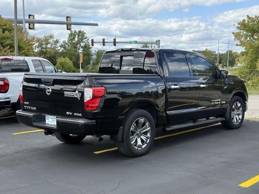 2018 Nissan Titan SV