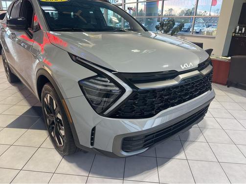 Wolf Gray 2024 Kia Sportage X-Line