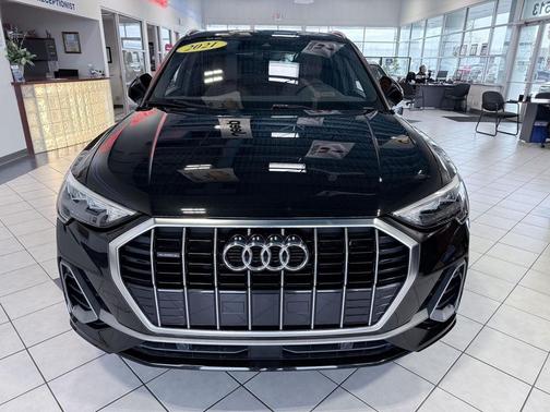 2021 Audi Q3 45 S line Premium