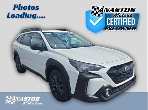 Crystal White Pearl 2025 Subaru Outback Onyx Edition