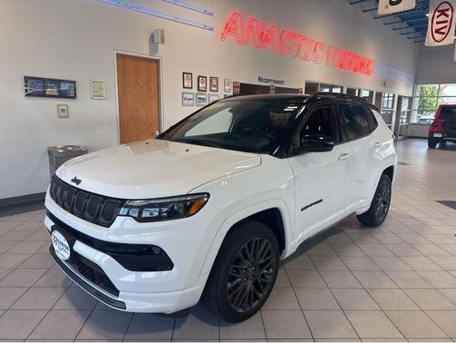 Bright White Clearcoat 2022 Jeep Compass High Altitude
