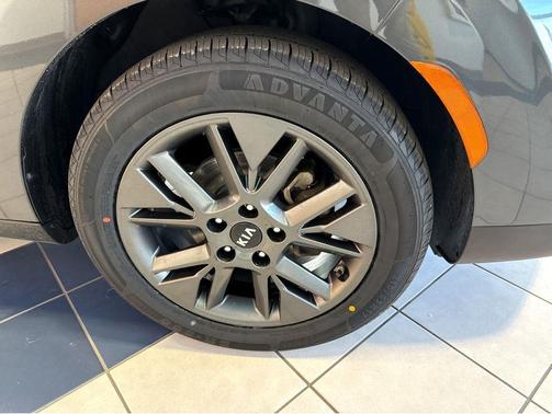 Gravity Gray 2021 Kia Soul EX
