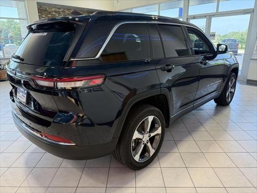 2022 Jeep Grand Cherokee 4xe Base