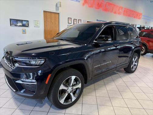 2022 Jeep Grand Cherokee 4xe Base