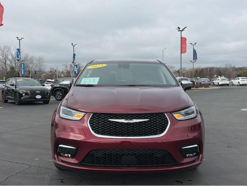 2023 Chrysler Pacifica Hybrid Limited