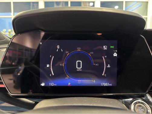 Mosaic Black Metallic 2025 Chevrolet Trax FWD 2RS