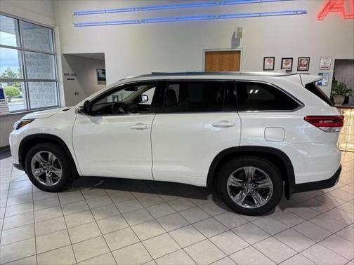 2017 Toyota Highlander Limited