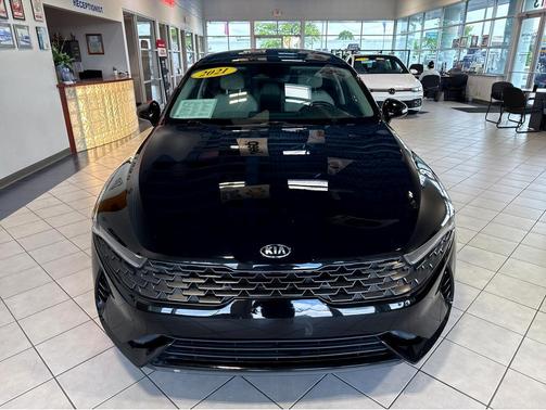 Ebony Black 2021 Kia K5 EX