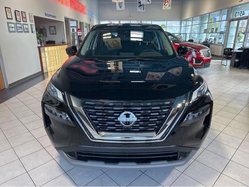 Super Black 2023 Nissan Rogue S