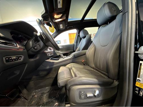 Black Sapphire Metallic 2021 BMW X5 xDrive40i