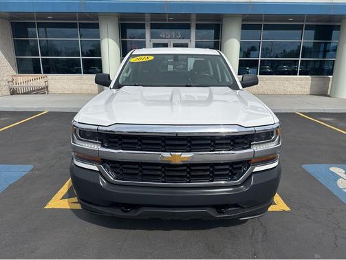 Summit White 2018 Chevrolet Silverado 1500 WT