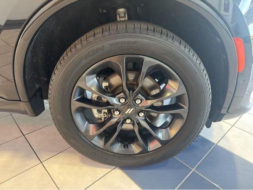 DB Black Clearcoat 2023 Dodge Durango GT Premium AWD