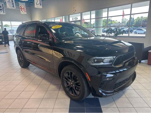DB Black Clearcoat 2023 Dodge Durango GT Premium AWD