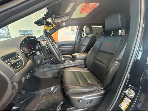DB Black Clearcoat 2023 Dodge Durango GT Premium AWD