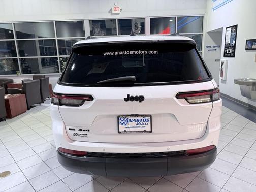 2022 Jeep Grand Cherokee L Altitude